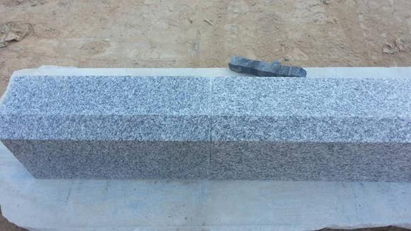 Ζεστό και φτηνότερο γρανίτη Kerbstone